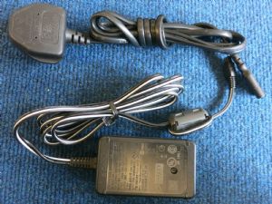 Genuine Original 8.4V 1.7A Sony AC-L200D Camcorder AC Power Adapter