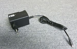 NEW 7.5V 700mA Generic GPSAS8-7HP70C-EUIMW MWD41-0750700E AC Power Adapter