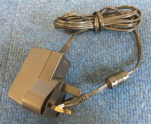 NEW 5V 2.5A DVE DSA-0131F-05 US Wall Plug Switching AC Power Adapter